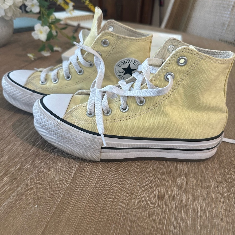 Converse Yellow High-Top Sneakers Classic Design